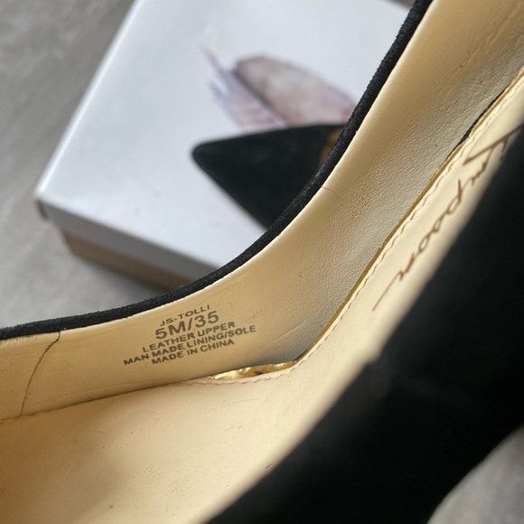 Jessica Simpson “Tolli” Pointed Heels - Picture 5 of 7